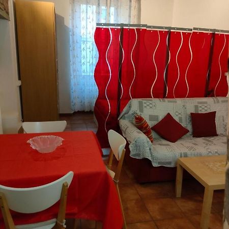 Mini Appartamento Ливорно Экстерьер фото