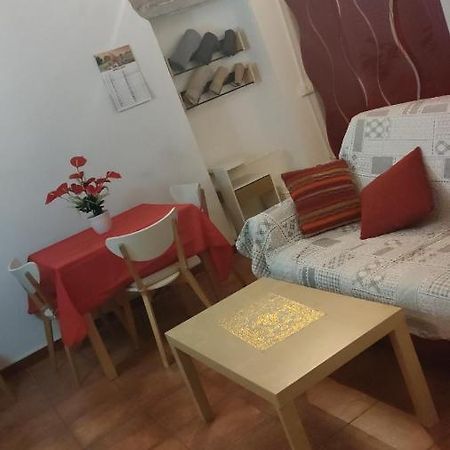 Mini Appartamento Ливорно Экстерьер фото