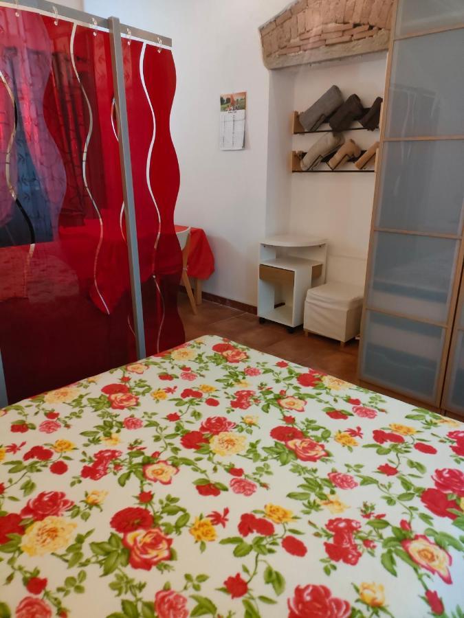 Mini Appartamento Ливорно Экстерьер фото